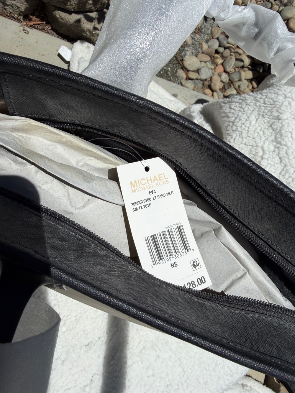 Michael Kors Cream and Black Contrast Saffiano Tote - Picture 2 of 3